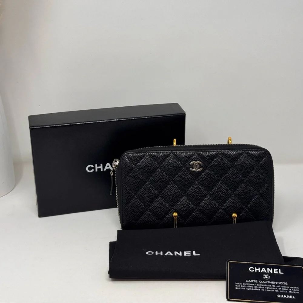 đź’ŻAuthentic CHANEL Black Caviar Quilted Gusset zippy Wallet SHW - Picture 1 of 8